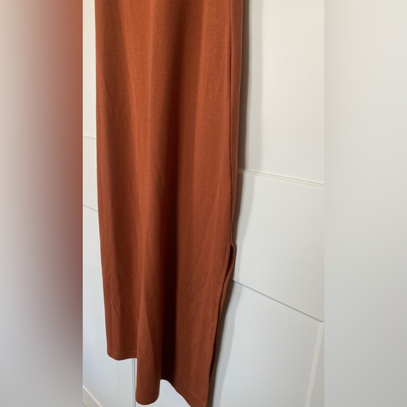 She & Sky Burnt Orange Dress - Picture 4 of 6